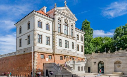 Zamek Ostrogskich (pałac Gnińskich, pałac Zamoyskich, pałac Ordynacki)
