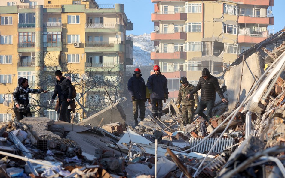 Turcja: Handel akcjami zawieszony po raz pierwszy od 24 lat