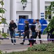 Działania służb na terenie Kampusu Głównego UW w Warszawie.