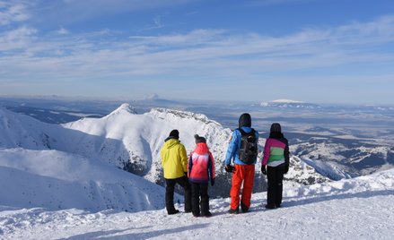 Polacy coraz częściej szukają w sieci informacji na temat ferii zimowych 2026