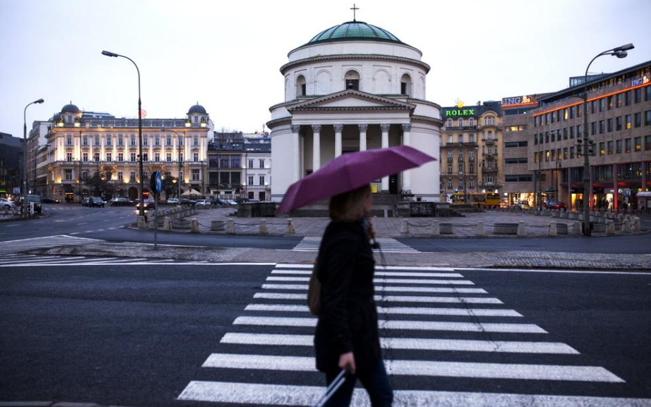 Wstępna kalkulacja wpływu rosyjskich sankcji sugeruje spadek polskiego PKB o 0,4 pkt proc. w 2014 r.