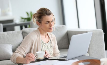 Profil Zaufany - coraz więcej Polaków załatwia sprawy urzędowe przez Internet