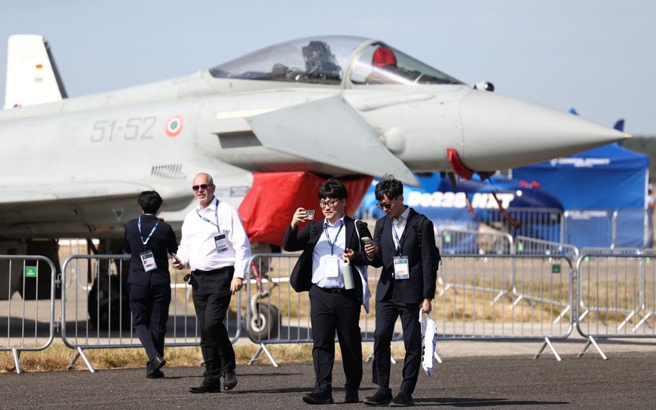 Salon lotniczy Farnborough 2026. Boeing, Airbus i wielkie zamówienia
