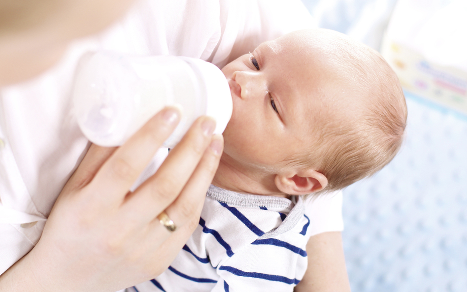 Sąd: separacja noworodka od zakażonej matki narusza prawa pacjenta