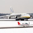 Gigantyczny An-124 Rusłan wylądował w Łodzi