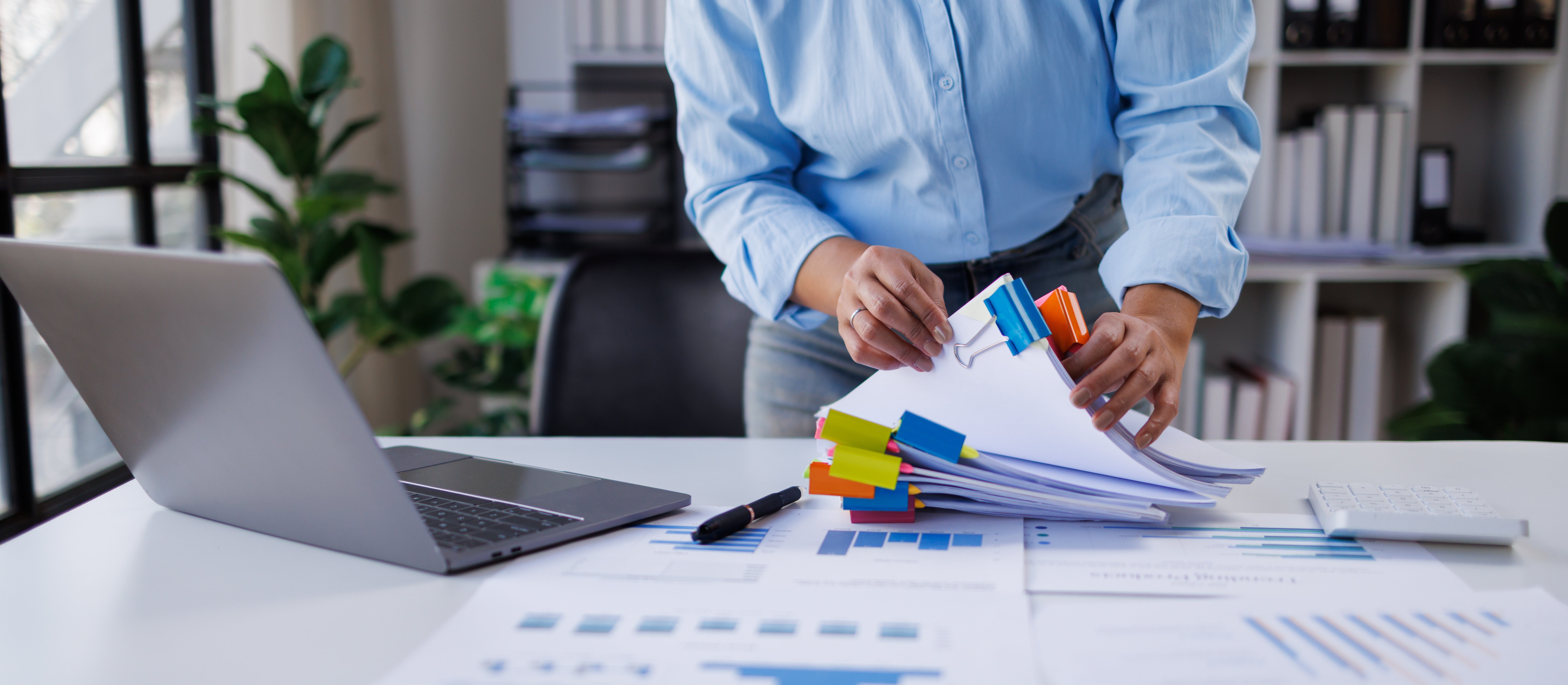 Więcej urlopu i koniec liczenia stażu na starych zasadach. W urzędach problem