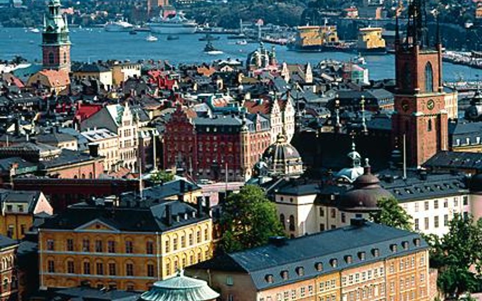 Riddarholmen, najstarsza część Sztokholmu. Tu z dachu starego parlamentu można oglądać panoramę mias