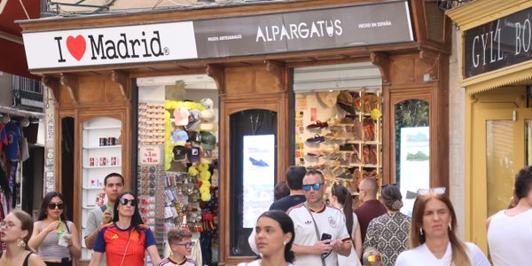 Spain on track for record 100 million tourists in 2025