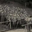 Członkowie załogi Auschwitz. 1944 r. Fot. PAP/EPA. Źródło: Muzeum Holocaustu w Waszyngtonie