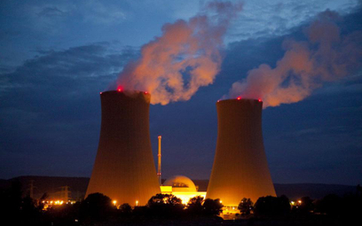 Pozytywnie do planów budowy elektrowni jądrowej odnosi się 64 proc. Polaków.