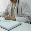 Kandydat na konsultanta medycznego będzie musiał oświadczyć, czy ma udziały w przedsiębiorstwach far