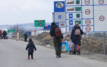 Uchodźcy z Ukrainy na przejściu granicznym w Medyce.