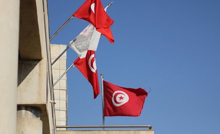 Jak z twarzą wyjść z dyktatury