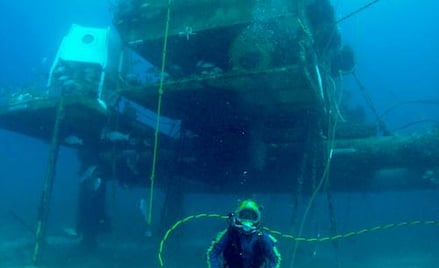 Laboratorium Aquarius Reef Base znajduje się na głębokości ok. 20 metrów