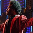 The Weeknd: czerwona marynarka Givenchy gwiazdą Super Bowl