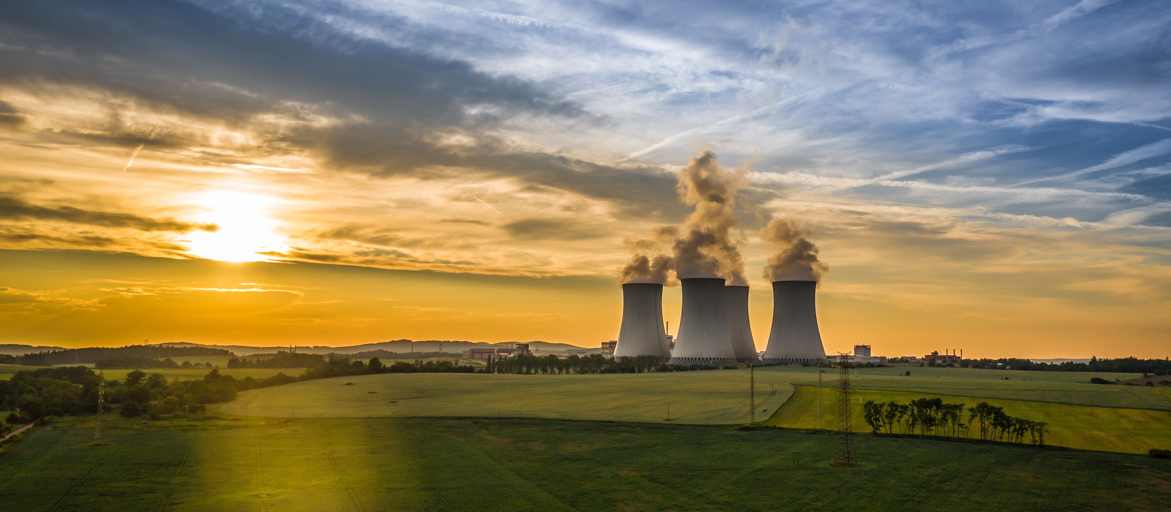 Mocno rośnie światowe zużycie energii elektrycznej. OZE przyspieszą