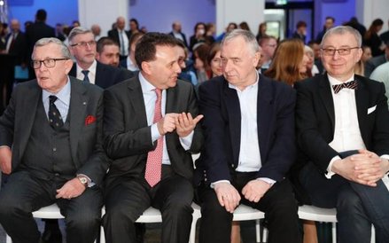 Członkowie kapituły nagród Orły „Rzeczpospolitej”. Od lewej: prof. Andrzej Koźmiński, prof. Witold O