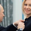 W 2017 r. Władimir Putin odznaczył Marię Zacharową Orderem Przyjaźni przyznawanym za szerzenie przyj