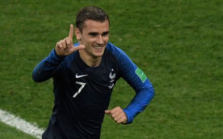 Drugą bramkę dla Francuzów zdobył Antoine Griezmann i nieświadomie z pewnością zyskał sympatię kibic