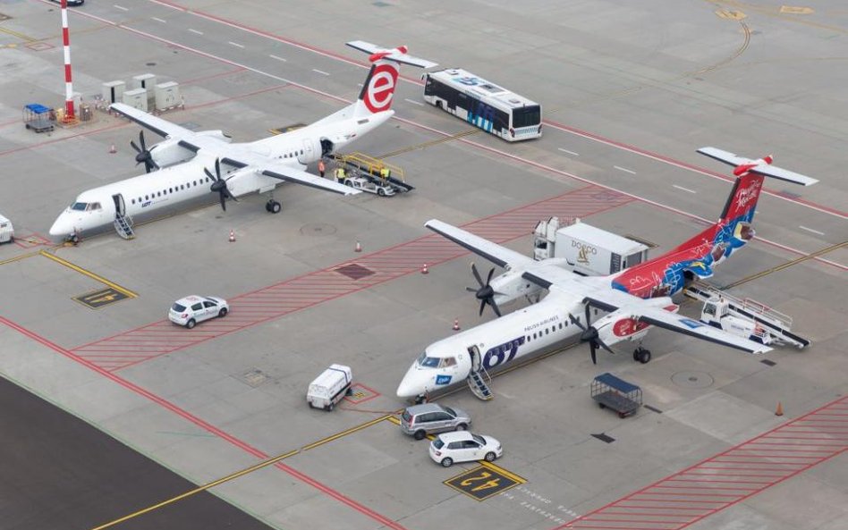 LOT zatrudni na lotnisku