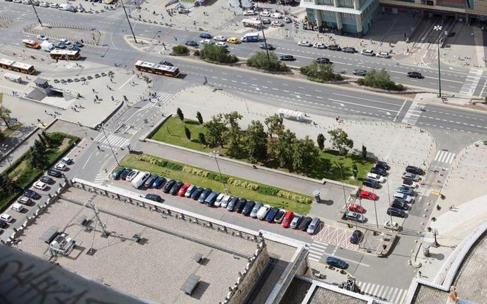 Działka przed Pałacem Kultury i Nauki – jej zwrot na pewno prześwietli nowa komisja.