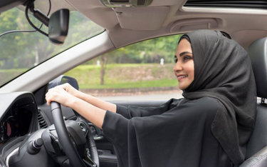 Saudyjczycy na Twitterze: Kobiety, nie będziecie jeździć