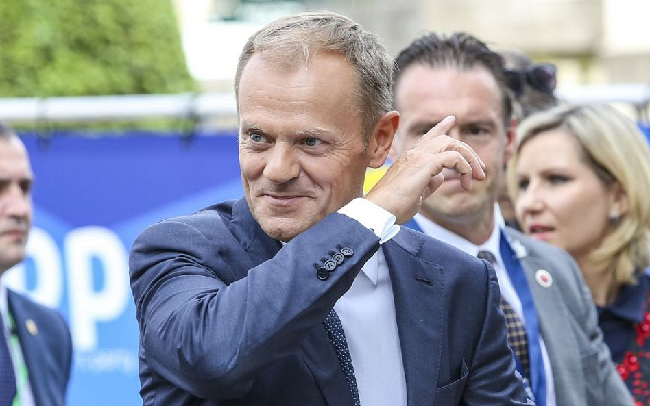 Tusk do Adamowicza w urodziny: Prezentem będzie zwycięstwo