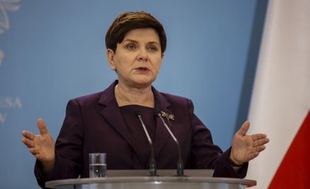 Sondaż: Czy Szydło powinna startować w wyborach do PE
