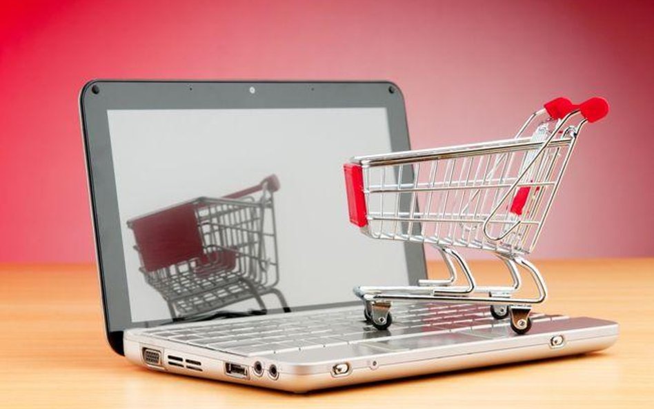 Dropshipping: Pośrednik przy sprzedaży przez internet płaci PIT od prowizji