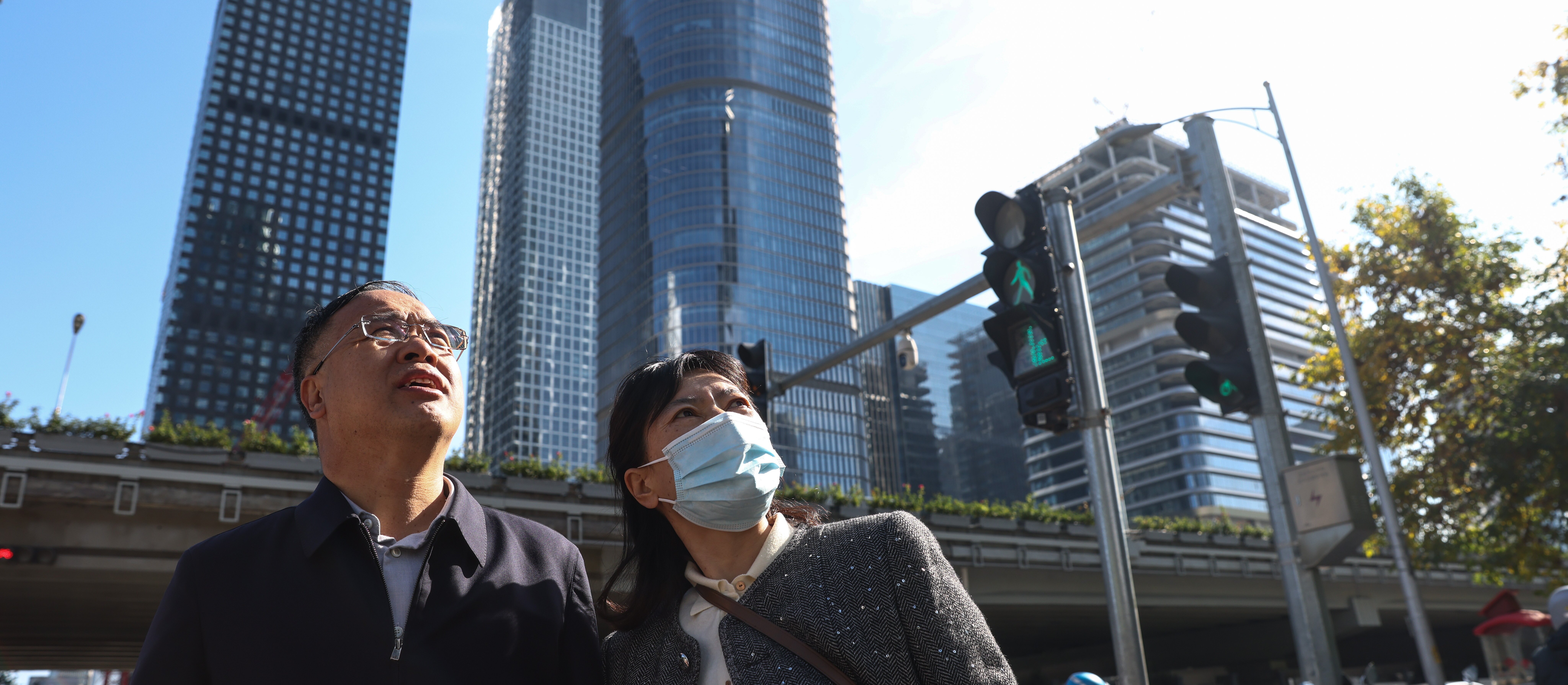 Chiński wzrost PKB był bliski celu, ale niepokoi spadek inwestycji