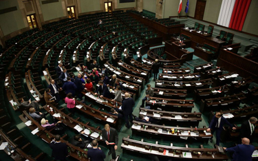 Sondaż Pollster: PiS bez większości w Sejmie