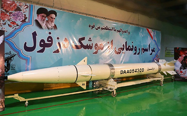 Nowe pociski Iranu. Teheran pokazuje podziemną fabrykę