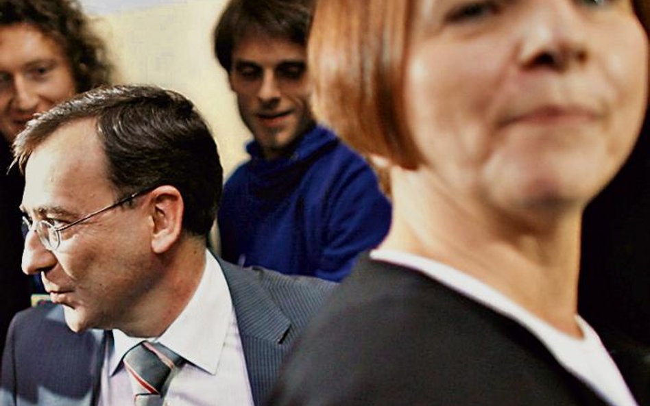 Julia Pitera ma przeprosić za swoje słowa Mariusza Kamińskiego w gazetach i w telewizji. Ma też wpła