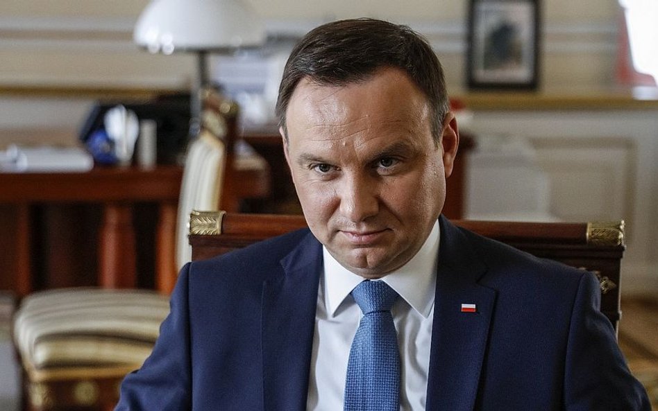 Ranking zaufania: Duda prowadzi z wynikiem najsłabszym od roku. Połowa ankietowanych nie wie, kto to Bosak