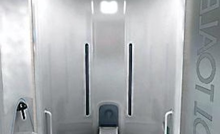 Michał Hibner, proj. toalety miejskiej na wystawie