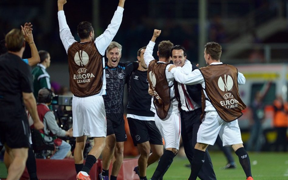 Sevilla i Dnipro w warszawskim finale