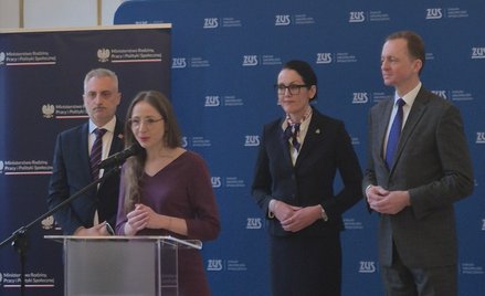 Konferencja „Wiek to atut, nie bariera”. Od lewej: Piotr Ostrowski, przewodniczący OPZZ, Agnieszka D