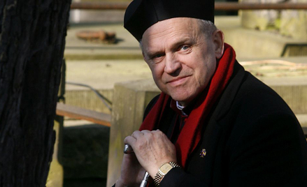 Zarzuty wobec ks. Henryka Jankowskiego w 2004 r. badała prokuratura. Śledztwo umorzono