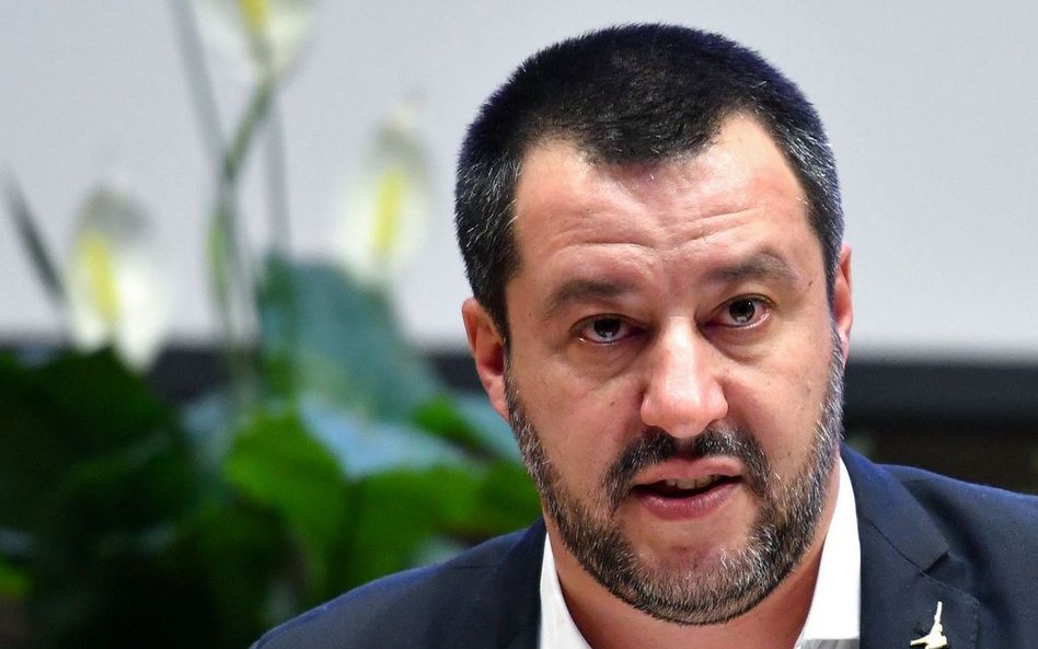 Politico: Populiści nie chcą zniszczyć UE. Jest gorzej