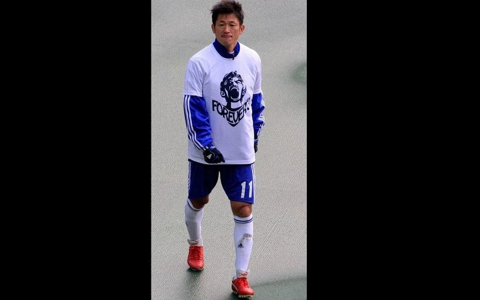 54 lata - i gra dalej. Kazuyoshi Miura chce jeszcze strzelić gola