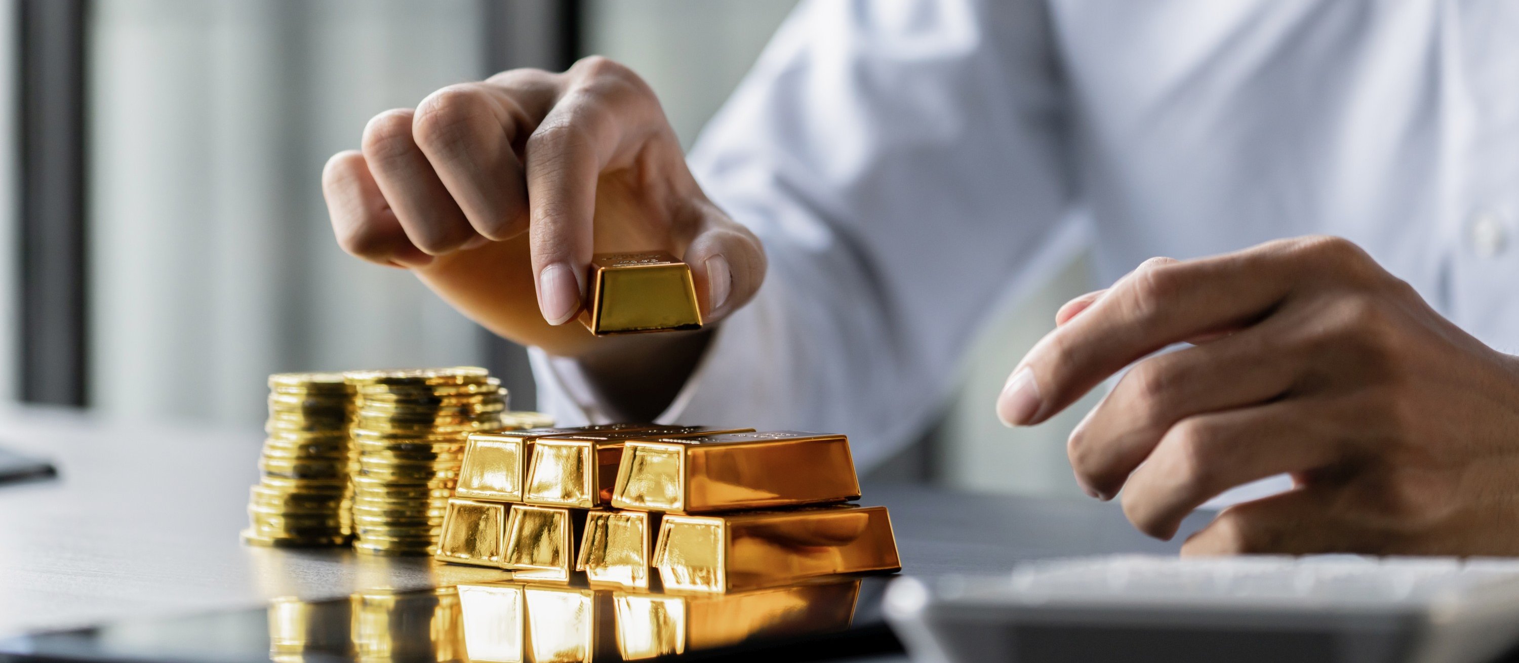 Metale szlachetne stają się hitem inwestycyjnym. Portfel akcji i obligacji traci skuteczność