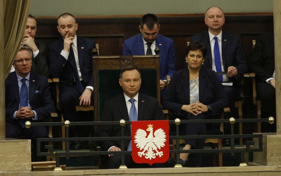 Sondaż: 57,8 proc. Polaków chce zwołania Rady Bezpieczeństwa Narodowego