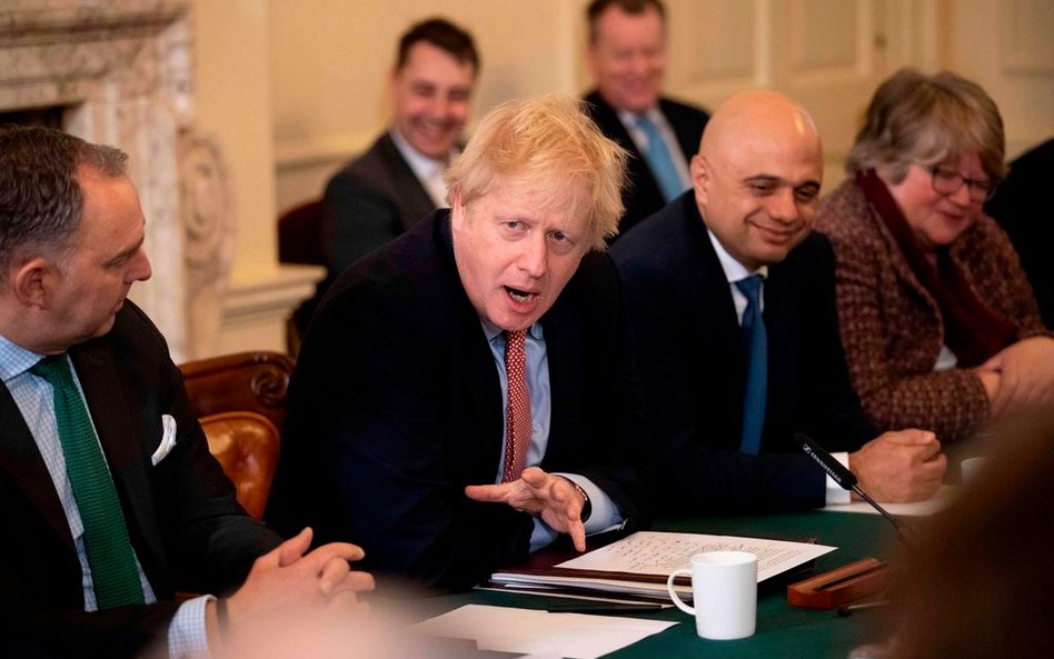 – Czeka nas ciężka praca – mówił Boris Johnson do ministrów