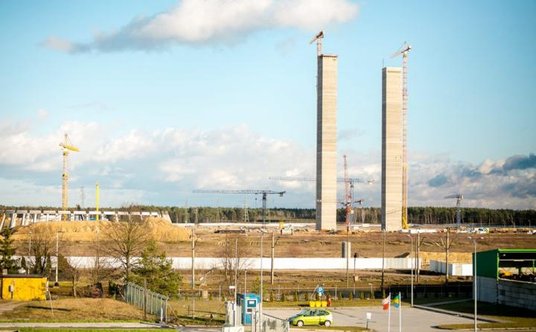 "Prace na placu budowy bloku w Elektrowni Ostrołęka uroczyście rozpoczęto w październiku 2018 r., tu