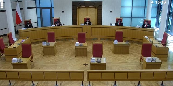 PiS złożyło do TK wniosek, który ma zablokować powołanie nowych sędziów TK