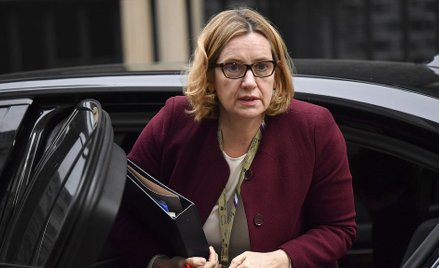 Wielka Brytania: Minister spraw wewnętrznych Amber Rudd podała się do dymisji