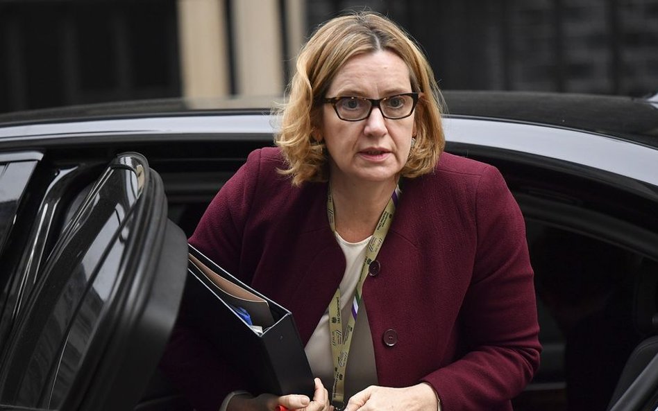 Wielka Brytania: Minister spraw wewnętrznych Amber Rudd podała się do dymisji