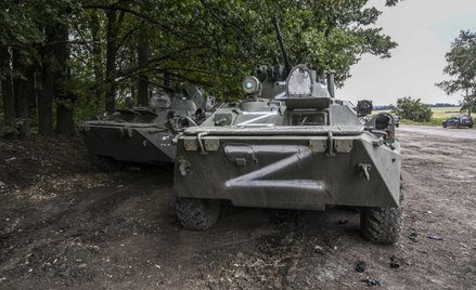 Rosjanie uciekają z Ługańska. Kilometrowe sznury aut