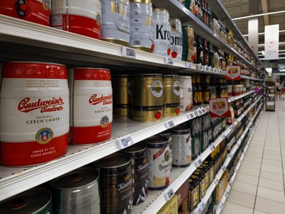 Jeśli przepisy wejdą w życie, alkoholu nie będzie można kupić w sklepach i na stacjach benzynowych w