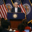 Jerome Powell, prezes Fedu, potrafi niepokoić rynki „jastrzębimi” wypowiedziami, ale wygląda na to, 